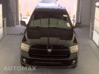 2013 Ram 1500 Express Crew Cab Short Bed – miniatura 2