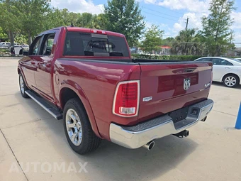 2013 Ram 1500 Laramie Crew Cab Short Bed - miniatura 2