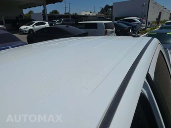 2013 Ram 1500 Laramie Crew Cab Short Bed - miniatura 12