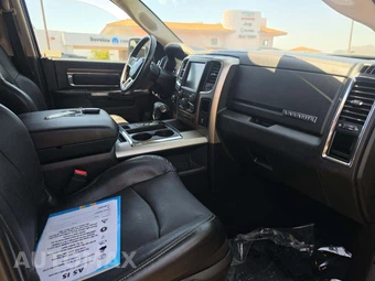 2013 Ram 1500 Laramie Crew Cab Short Bed - miniatura 18