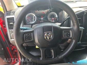 2013 Ram 1500 SLT Extended Cab Medium Bed – miniatura 10