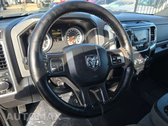 2013 Ram 1500 SLT Extended Cab Medium Bed – miniatura 10