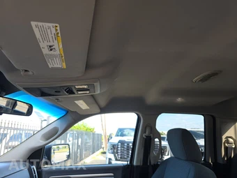 2013 Ram 1500 SLT Extended Cab Medium Bed – miniatura 17