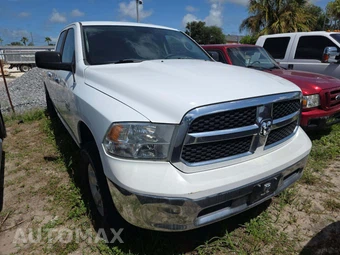 2013 Ram 1500 SLT Extended Cab Medium Bed – miniatura 3