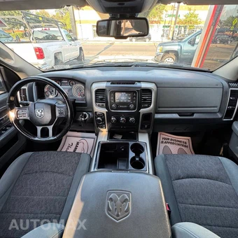 2013 Ram 1500 SLT Extended Cab Medium Bed - miniatura 10