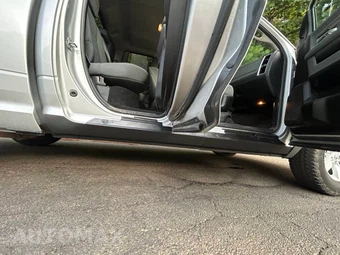 2013 Ram 1500 SLT Extended Cab Medium Bed – miniatura 15