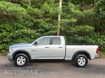 2013 Ram 1500 SLT Extended Cab Medium Bed – miniatura 3