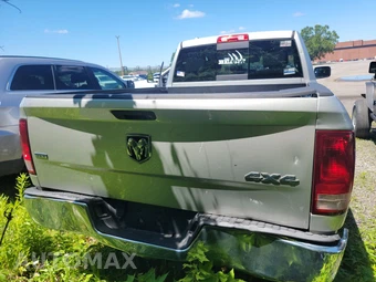 2013 Ram 1500 SLT Extended Cab Medium Bed – miniatura 5