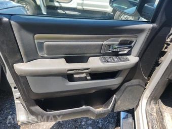 2013 Ram 1500 SLT Extended Cab Medium Bed – miniatura 9