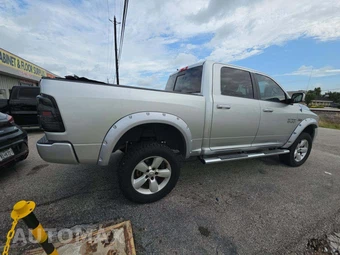 2013 Ram 1500 Sport Crew Cab Short Bed – miniatura 4
