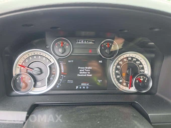 2013 Ram 1500 Sport Crew Cab Short Bed – miniatura 9