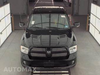 2013 Ram 1500 Sport Extended Cab Medium Bed – miniatura 2
