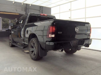 2013 Ram 1500 Sport Extended Cab Medium Bed – miniatura 6