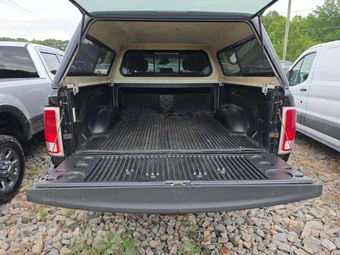 2013 Ram 2500 Laramie Crew Cab Medium Bed - miniatura 14