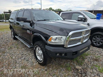 2013 Ram 2500 Laramie Crew Cab Medium Bed - miniatura 4