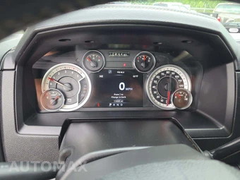 2013 Ram 2500 Laramie Crew Cab Medium Bed - miniatura 9