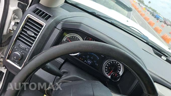 2013 Ram 2500 Laramie Extended Crew Cab Medium Bed – miniatura 32