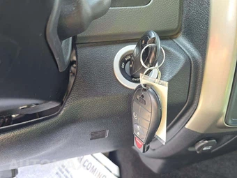 2013 Ram 2500 Outdoorsman Crew Cab Medium Bed – miniatura 5