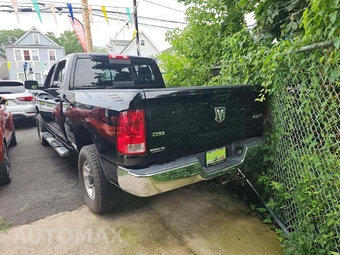 2013 Ram 2500 SLT Crew Cab Medium Bed – miniatura 2