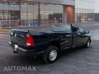 2013 Ram 2500 Tradesman Crew Cab Long Bed - miniatura 4