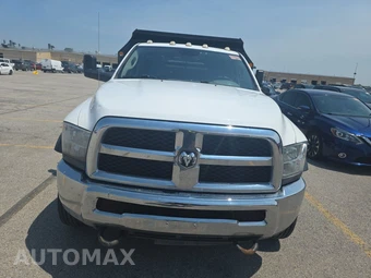 2013 Ram 4500 Cab Chassis Tradesman Regular Cab DRW - miniatura 2