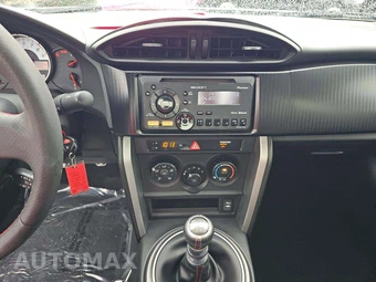 2013 Scion FR-S – miniatura 7