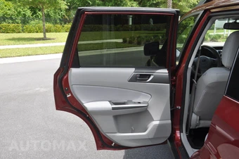 2013 Subaru Forester 2.5X - miniatura 12