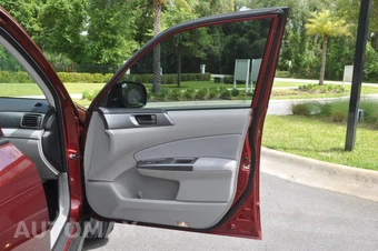 2013 Subaru Forester 2.5X - miniatura 18