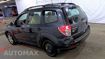 2013 Subaru Forester 2.5X – miniatura 6