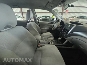 2013 Subaru Forester 2.5X – miniatura 8