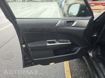 2013 Subaru Forester 2.5X – miniatura 9