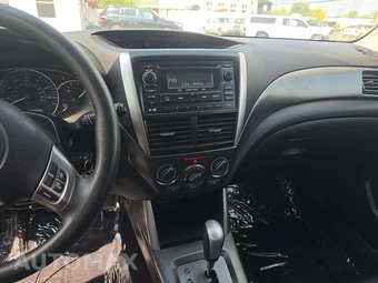 2013 Subaru Forester 2.5X – miniatura 10