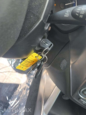 2013 Subaru Forester 2.5X – miniatura 8