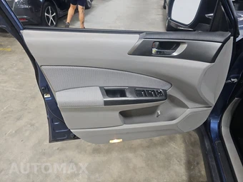 2013 Subaru Forester 2.5X Premium – miniatura 9