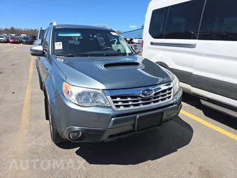 2013 Subaru Forester 2.5XT Touring – miniatura 2