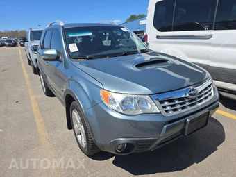 2013 Subaru Forester 2.5XT Touring – miniatura 3