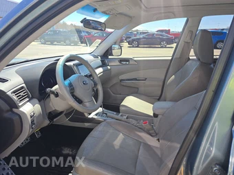2013 Subaru Forester 2.5XT Touring – miniatura 7