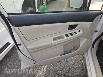 2013 Subaru Impreza Sedan 2.0i - miniatura 9