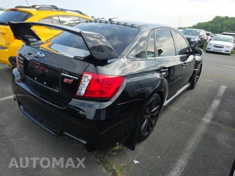 2013 Subaru Impreza WRX STi Sedan - miniatura 4