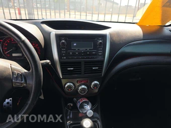 2013 Subaru Impreza WRX STi Sedan - miniatura 10