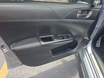 2013 Subaru Impreza WRX STi Sedan Limited - miniatura 9