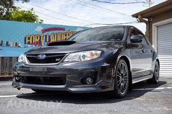 2013 Subaru Impreza WRX STi Wagon - miniatura 2