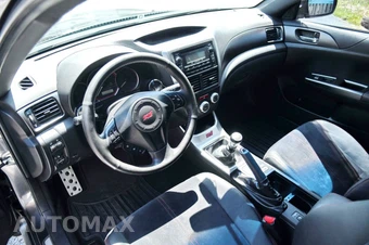 2013 Subaru Impreza WRX STi Wagon - miniatura 25