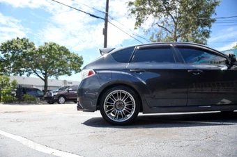 2013 Subaru Impreza WRX STi Wagon - miniatura 36