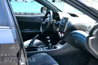2013 Subaru Impreza WRX STi Wagon - miniatura 44