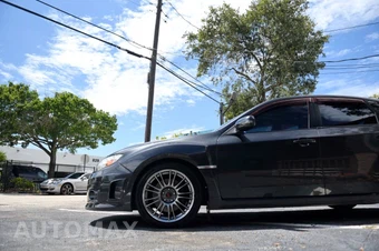 2013 Subaru Impreza WRX STi Wagon - miniatura 7