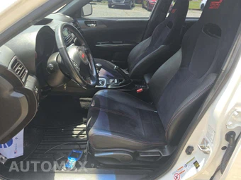 2013 Subaru Impreza WRX STi Wagon – miniatura 3