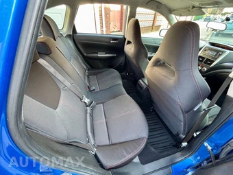 2013 Subaru Impreza WRX Wagon - miniatura 10