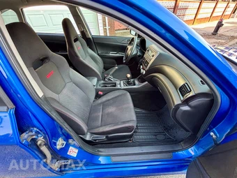 2013 Subaru Impreza WRX Wagon - miniatura 9