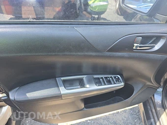 2013 Subaru Impreza WRX Wagon Premium – miniatura 9